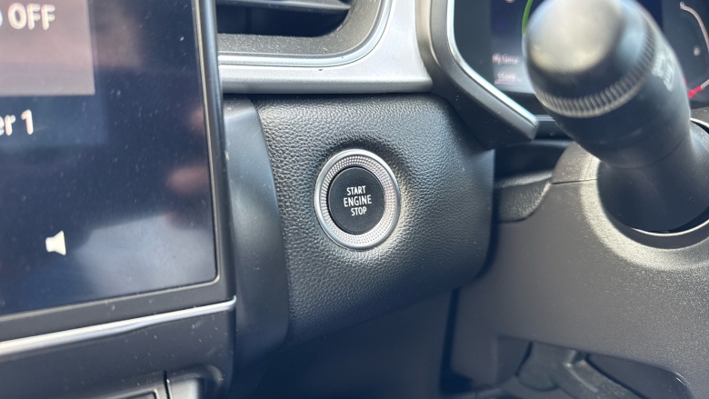 Renault Captur 1.6 E-Tech full hybrid 145 Techno 5dr Auto Hybrid Hatchback